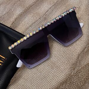 Rhinestone Flat top shield sunglasses w/ case